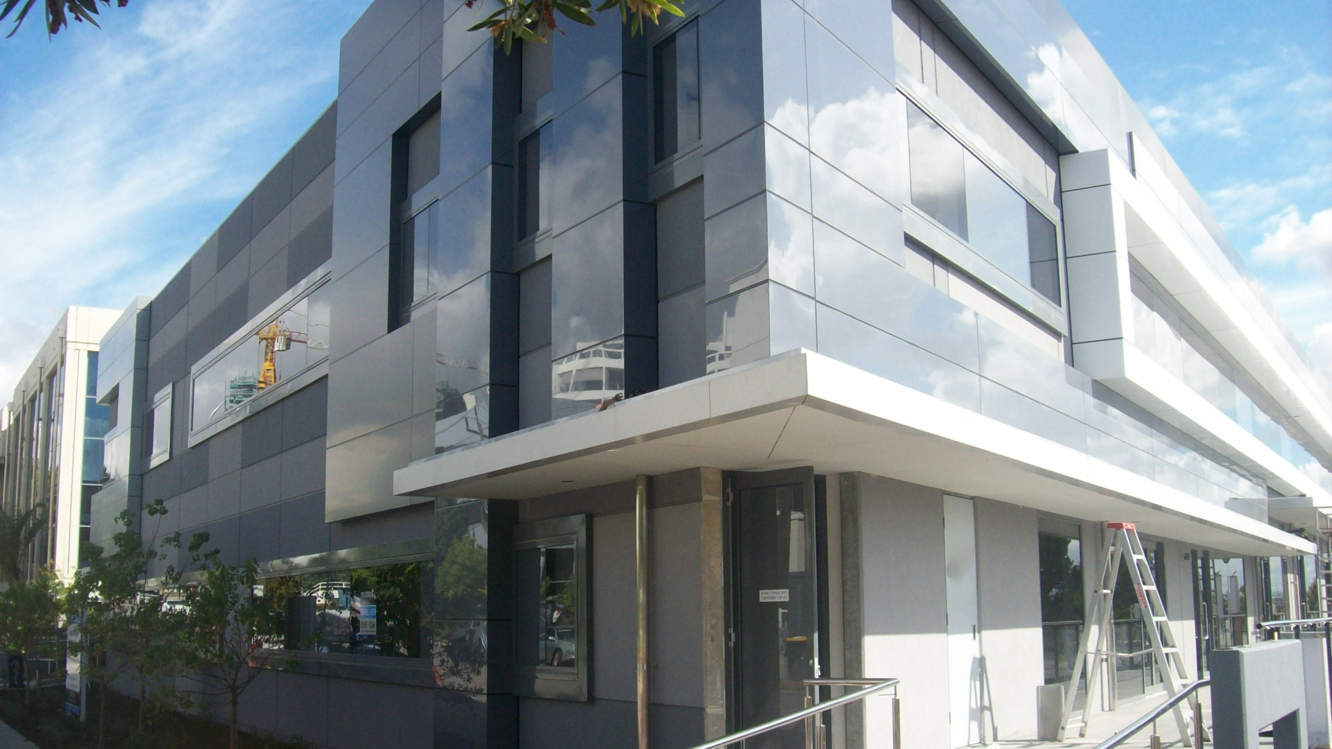 image02